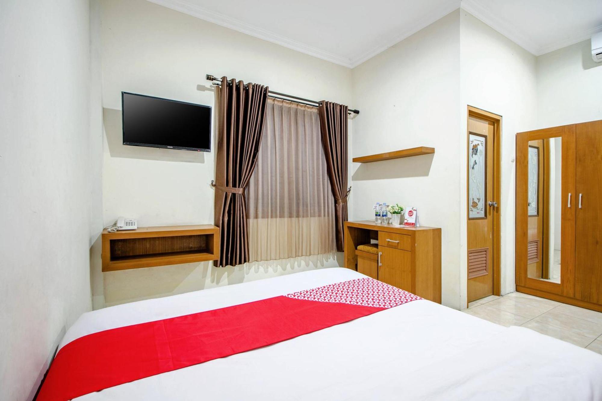 Hotel Super Oyo 250 De'Gadri Ndalem Jarakan Zewnętrze zdjęcie